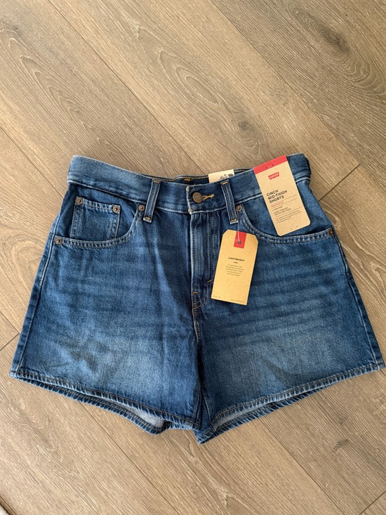 Levi's Pants - Levi’s Lightweight Cinch Mid-Thigh Shorts